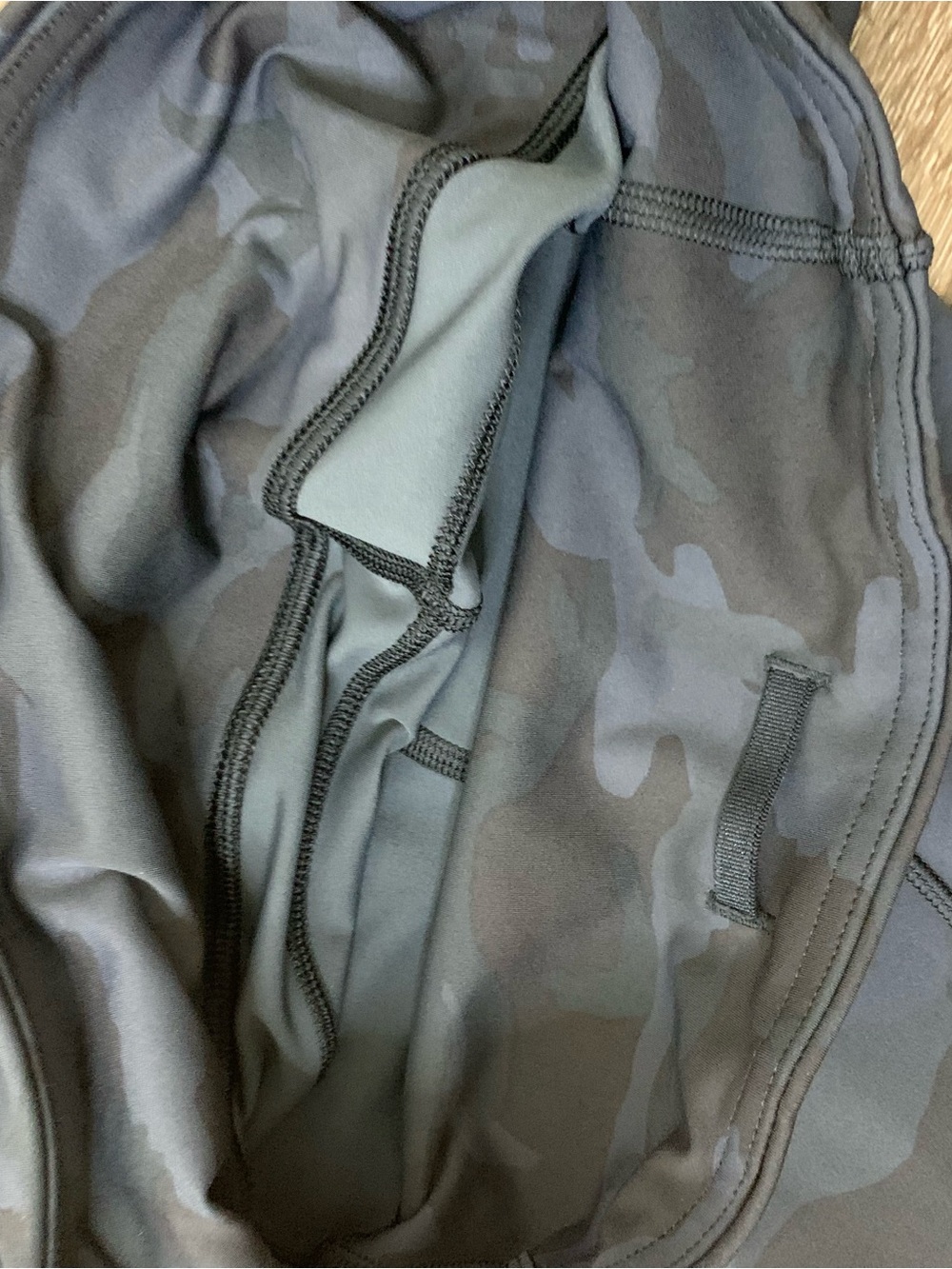 Lululemon Fast and Free HR Tight 25" incognito camo 4 - Picture 6 of 8